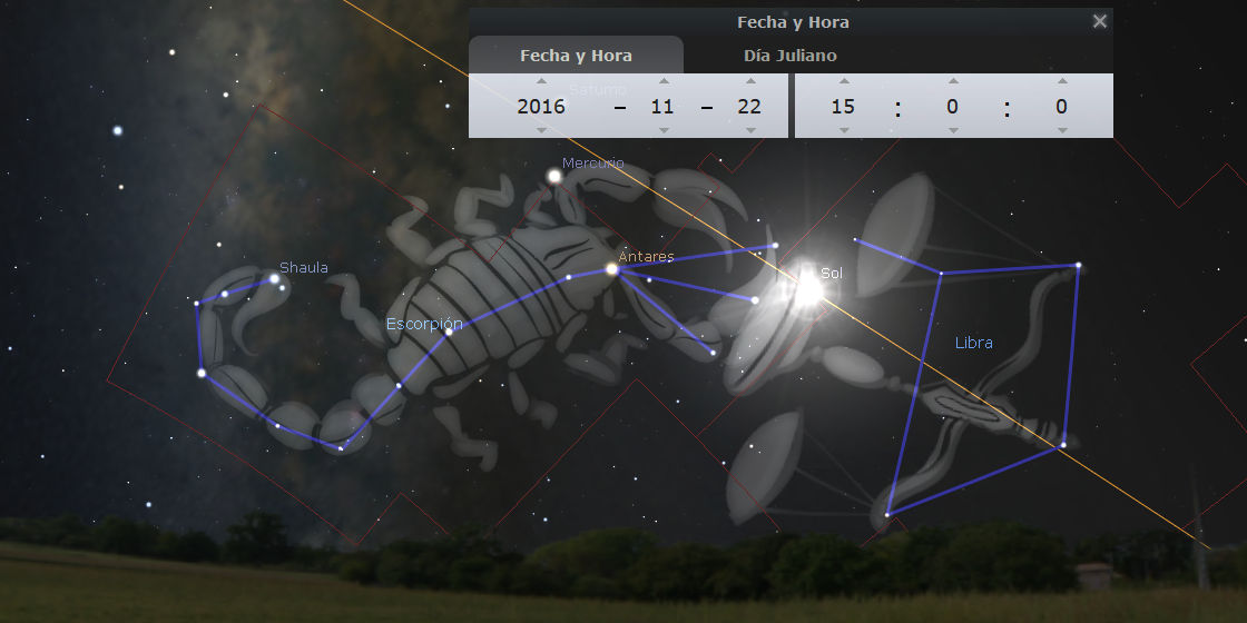 Imagen nocturna que muestra una representación gráfica en un software astronómico de varios cuerpos celestes y constelaciones. Se destaca la representación de dos constelaciones conocidas en astronomía como Escorpio y Libra, conectadas mediante líneas que forman patrones específicos. El Sol brilla intensamente y se puede ver cerca de Antares. Incluye una interfaz con información de fecha y hora.